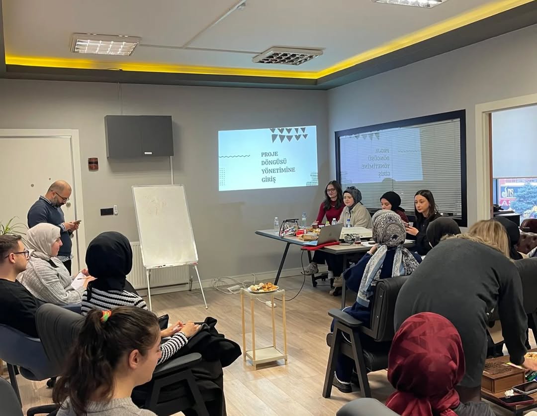 Proje Döngüsü Yaklaşımı fotoğraf 2
